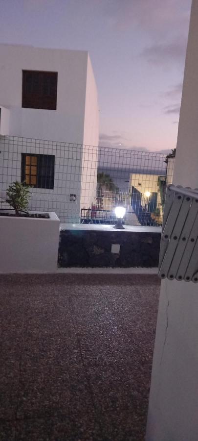 Beautiful Spacious 1-Bed Apartment With Aircon Puerto del Carmen  Kültér fotó