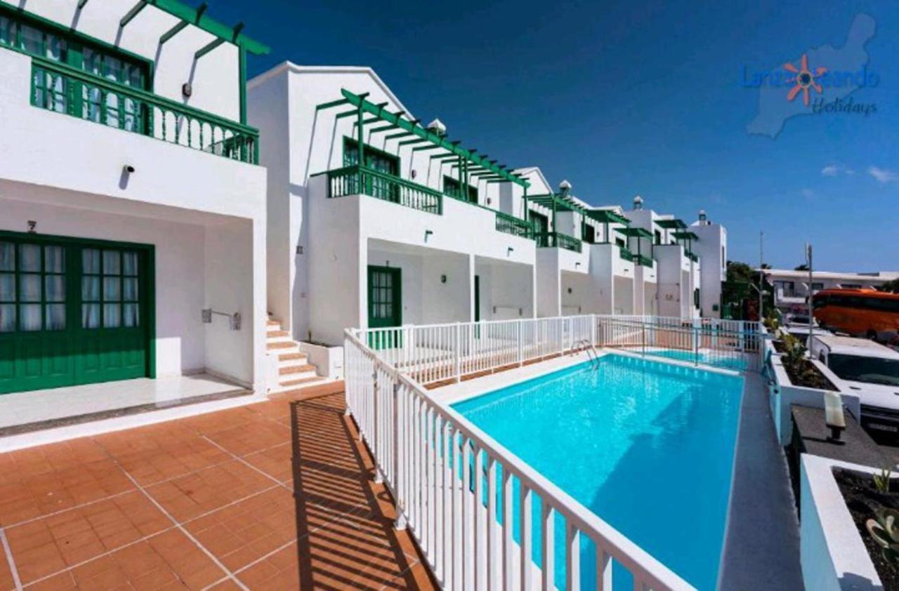Beautiful Spacious 1-Bed Apartment With Aircon Puerto del Carmen  Kültér fotó