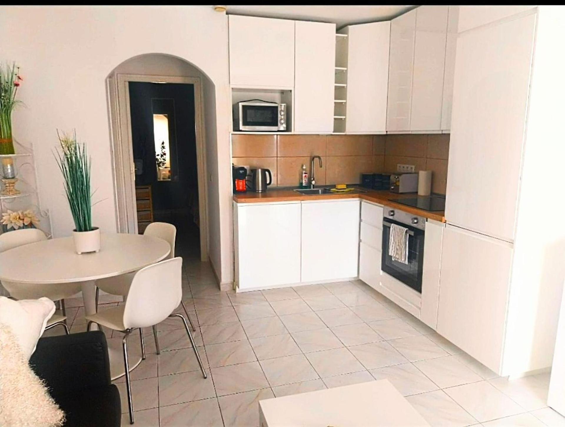 Beautiful Spacious 1-Bed Apartment With Aircon Puerto del Carmen  Kültér fotó